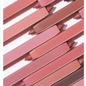 Pudaier Matte Lippie Pencil showcasing vibrant color and creamy texture in sleek packaging.